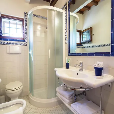Luxurious Cozy With Pool Near In Tuscany Versatile Nyaraló *