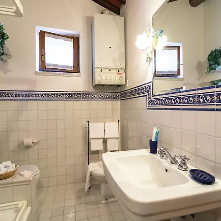 Luxurious Cozy With Pool Near In Tuscany Versatile Nyaraló